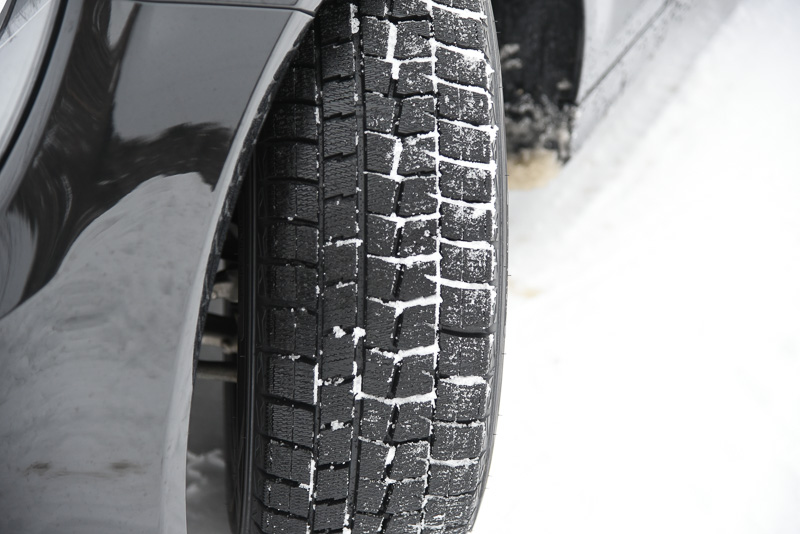 ウインター マックス 01装着車では登坂で駆動力が抜け、発進不可能な状態になる