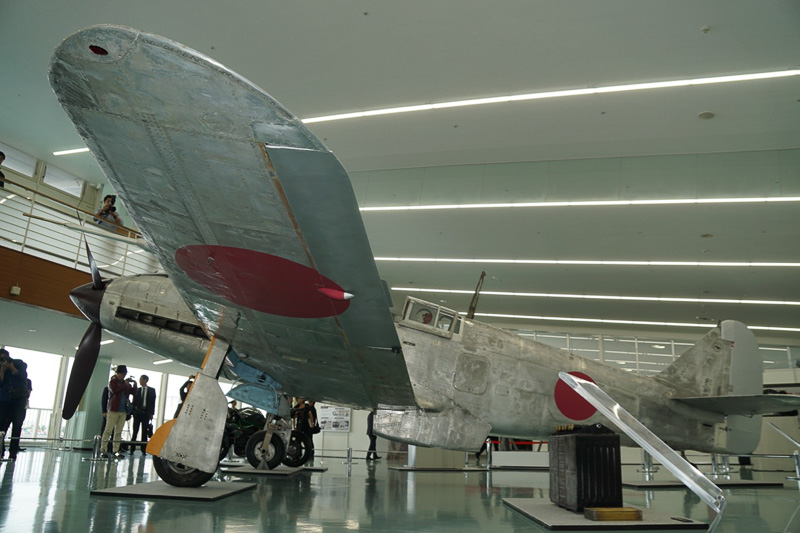 川崎重工業の創立120周年記念展「川崎重工創立120周年記念展―世界最速にかけた誇り高き情熱―」で展示される飛燕