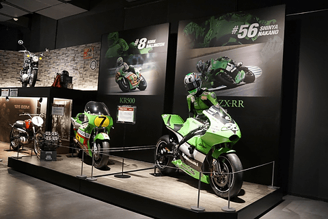 川崎重工、「900 SUPER FOUR」「Ninja H2」を展示などリニューアルした