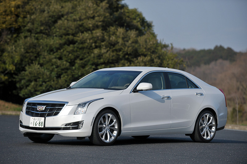 キャデラック ATS セダン プレミアム。価格は570万円