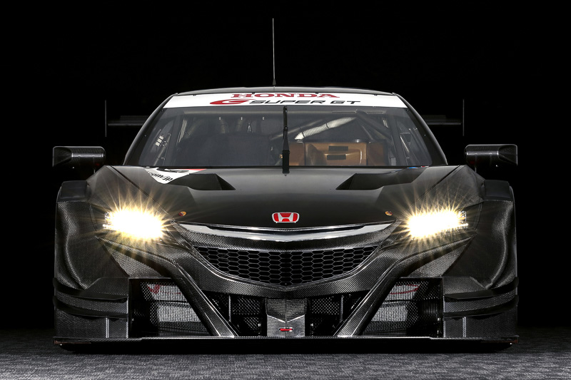 これまでの「NSX CONCEPT-GT」から「NSX-GT」に名称も変更された