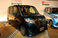 ダイハツとトヨタ、新型トール2BOX「トール」「ルーミー」「タンク」発表会 - Car Watch