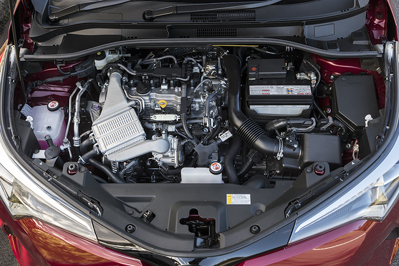 ガソリンエンジンは1.2リッターターボを搭載。最高出力は85kW（116PS）、最大トルクは185Nm（18.9kgm）