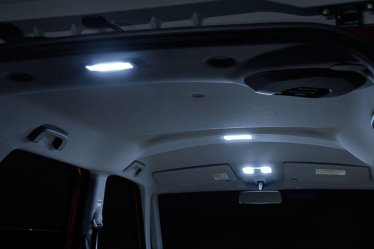 LEDルームランプセット（面発光タイプ）：3万2400円