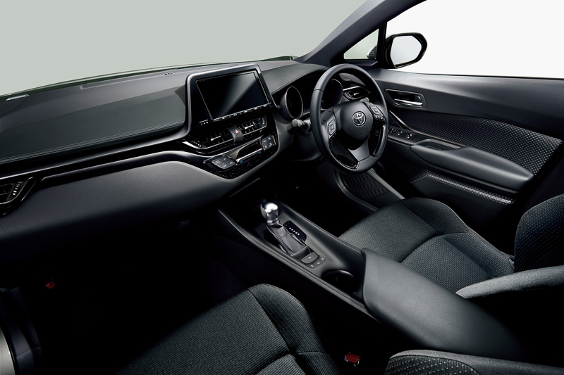 S（内装色：ブラック）