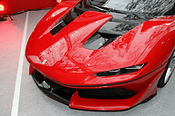 フェラーリ、日本での活動50周年を記念した日本限定モデル「J50」世界