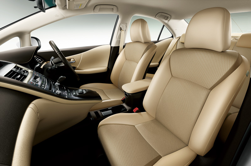 アイボリー＆ベージュ（アイボリーステッチ）