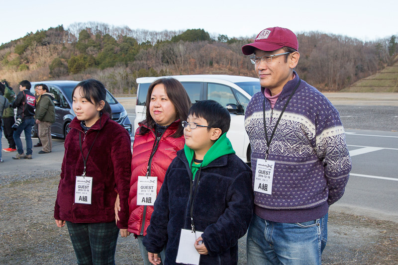 須能さんご一家（所有車：ホンダ オデッセイ）