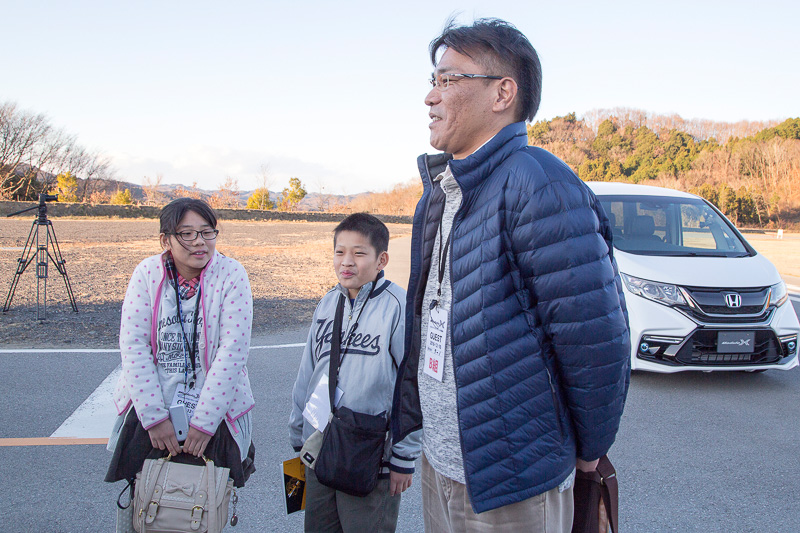 松本さんご一家（所有車：三菱自動車 デリカ D：5）