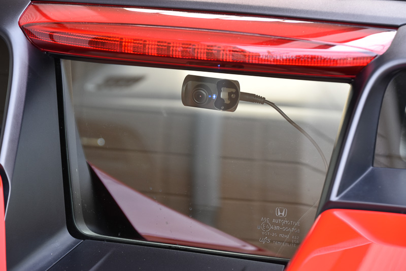 今回の評価ではリアカメラも設置してみた