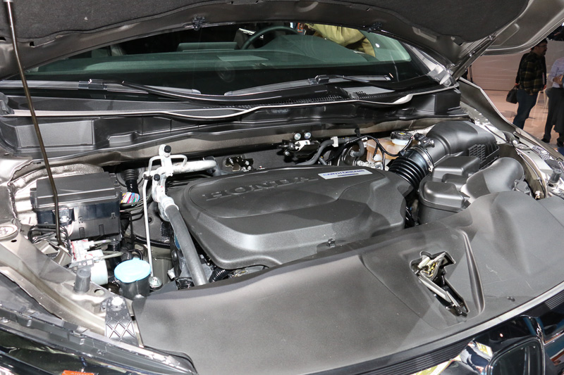 280HPを発生するV型6気筒3.5リッター直噴エンジンを搭載