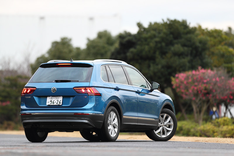 どの角度から見ても生き生きとしたダイナミックさが感じられるエクステリアデザイン