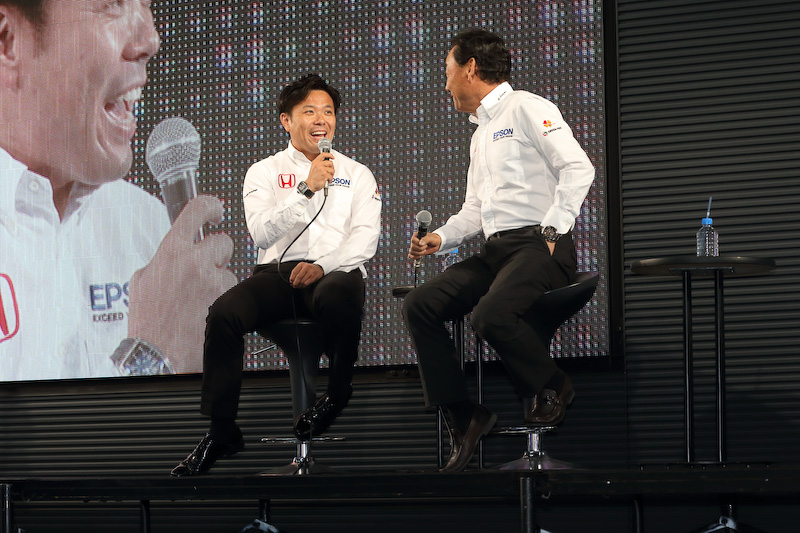 全体的に楽しいトークショーだったが、松浦選手から「中嶋監督はゴハンのときに汁物がないと怒るんです。先日もお弁当が出たとき“オイ松浦、汁物がない”と言われたのでコンビニに買いに行こうかと思いました」という裏話も聞くこともできた。この和やかな雰囲気はシーズン前ならでは