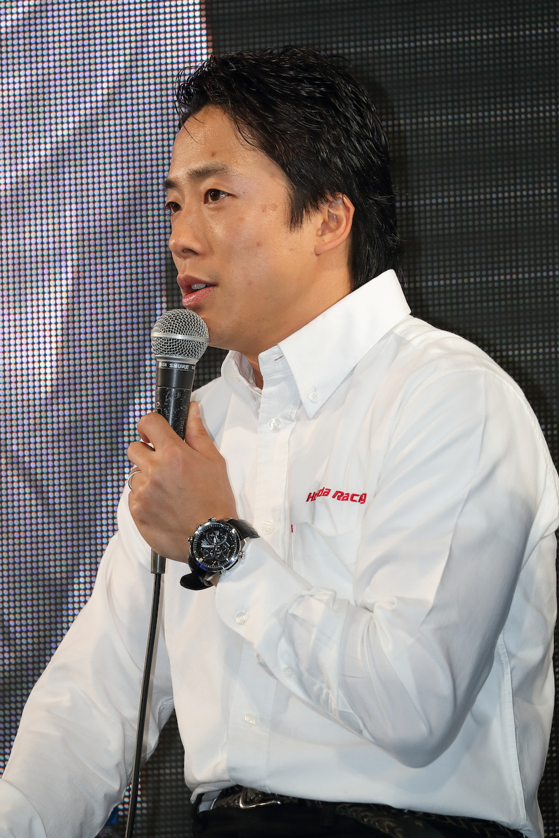 「去年までの苦しい時期からボクらも変わろうとしています。ホンダも変化をさせようという気持ちを持ってくれているので、その変化をしっかりと結果に結びつけていきたいと思います」と伊沢選手のコメントだ