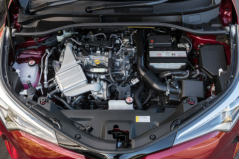 1.2リッターターボの「8NR-FTS」エンジンは最高出力は85kW（116PS）、最大トルクは185Nm（18.9kgm）を発生