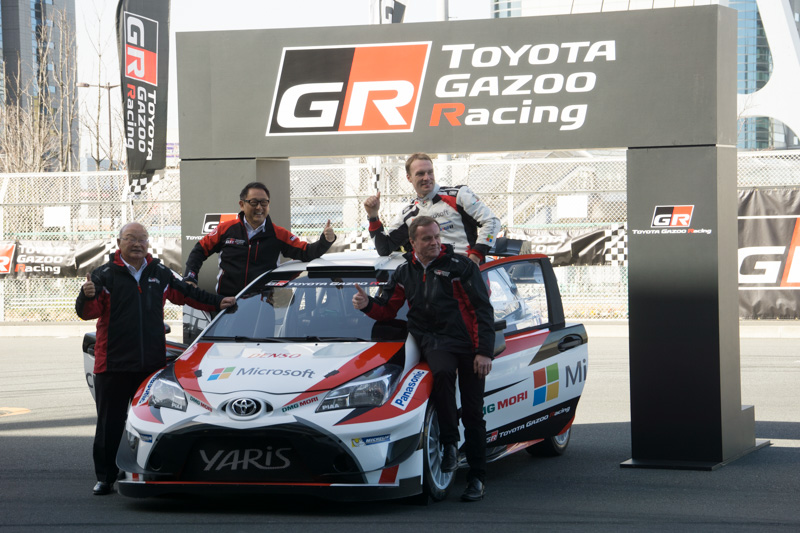 記念撮影がスタート