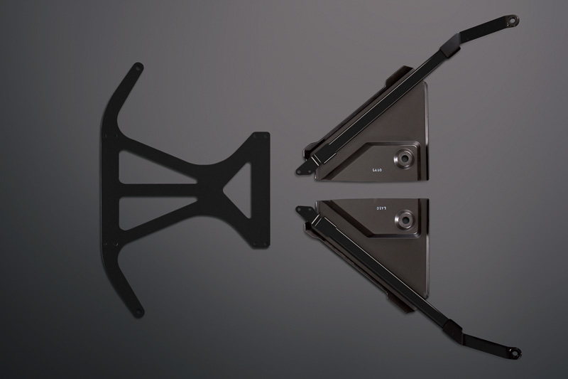 メンバーブレース：6万円（税別）