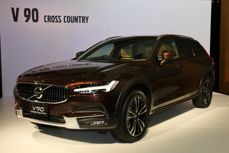 V90 Cross Country T5 AWD Summum	