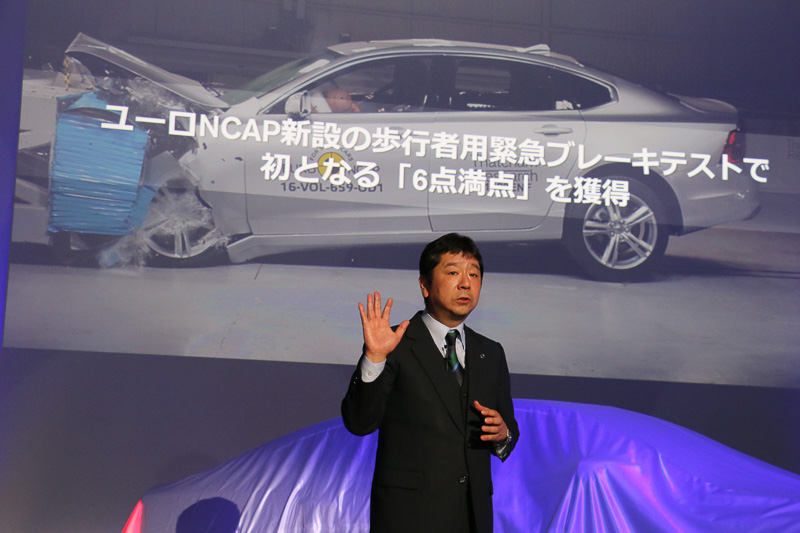 公的な衝突テストを行なっている欧州で唯一の第三者機関であるユーロNCAPでは、新型S90とV90が1月発表の安全性テスト結果で最高評価となる5つ星を獲得。さらに新設されたばかりの歩行者用緊急ブレーキテストでは初の6点満点と評価された。この結果について木村氏は「当然の結果だと思います。ボルボは自動ブレーキのパイオニアですから」とコメント。絶対の自信を覗かせた