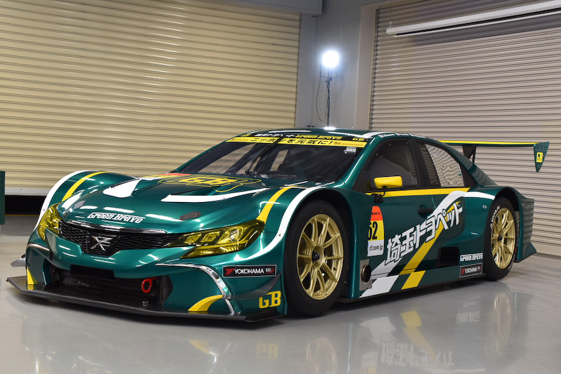 マザーシャシーをベースにしているマークX MC。エンジンはGTAが供給するV型8気筒4.5リッターを搭載。タイヤは横浜ゴムをチョイス