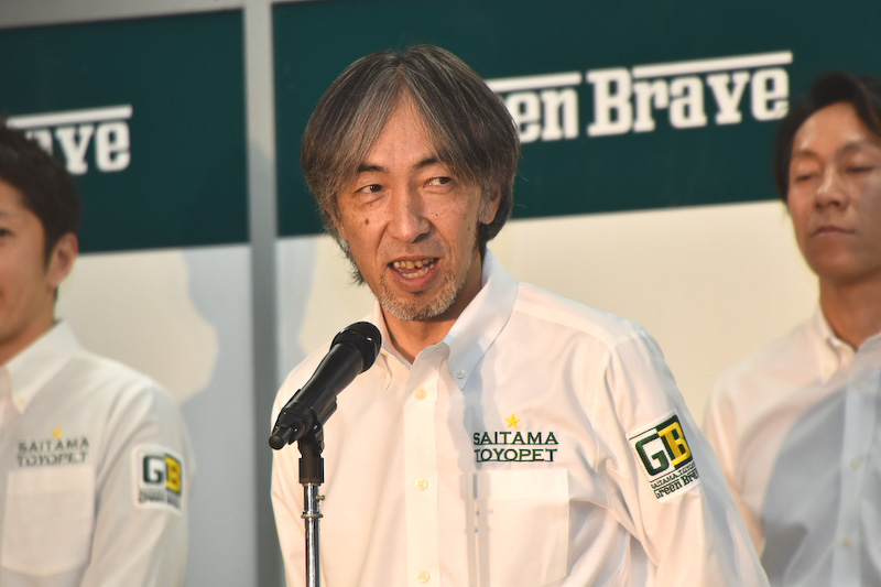 スーパー耐久に参戦する服部尚貴選手