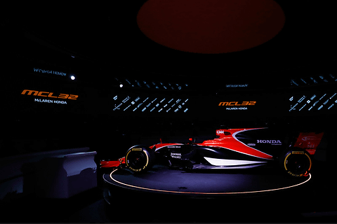 マクラーレン・ホンダ、2017年の新型マシン「MCL32」公開 - Car Watch