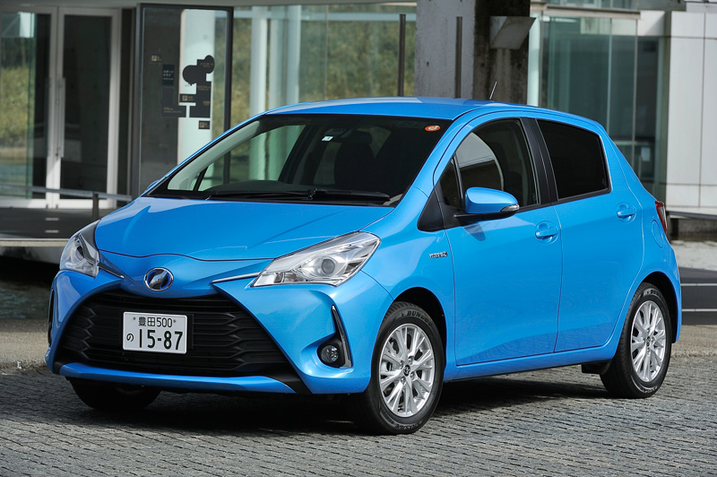 ハイブリッド U（クリアブルークリスタルシャイン）