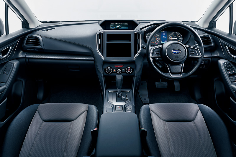 1.6i-L EyeSightのインパネ