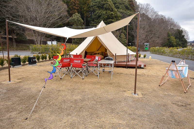 大人気の「森と星のキャンプヴィレッジ」はエリアを拡大してサイト数を増加。新しいサイトは従来の倍の広さで最大6名まで対応