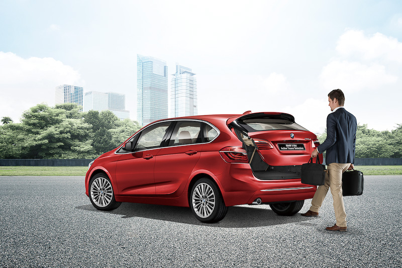 足下の操作でテールゲートの自動開閉が可能な「オートマチック・テール・ゲート・オペレーション」