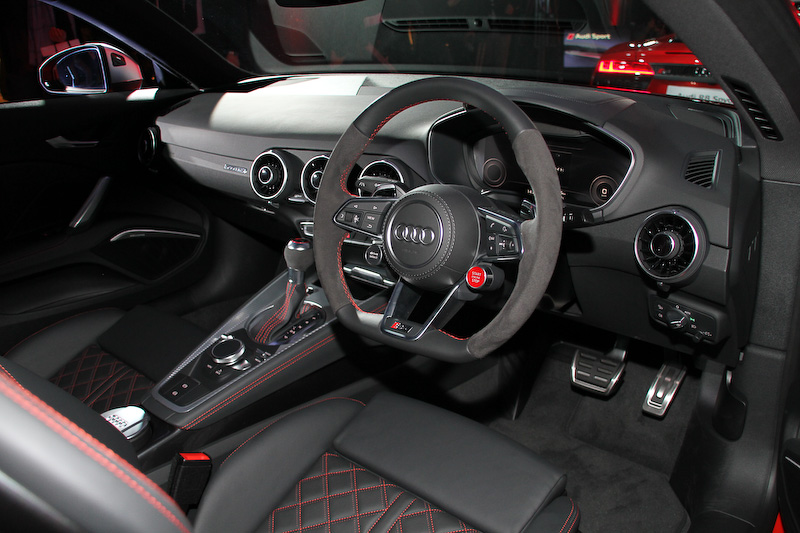 新型TT RS クーペのインテリア
