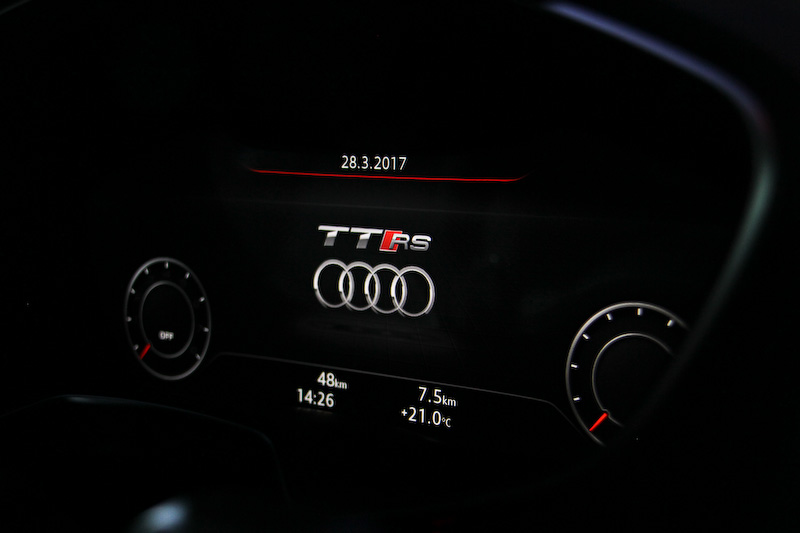 新型TT RS クーペのインテリア