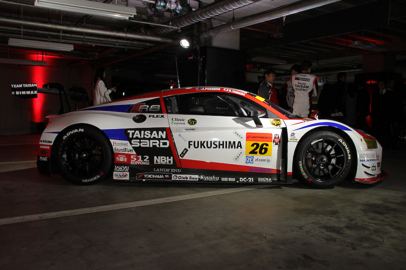 Team TAISAN SARDのR8 LMS（26号車）