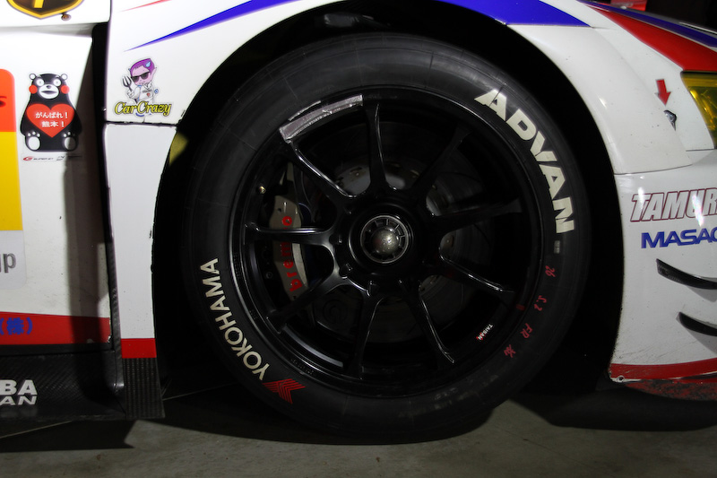 Team TAISAN SARDのR8 LMS（26号車）