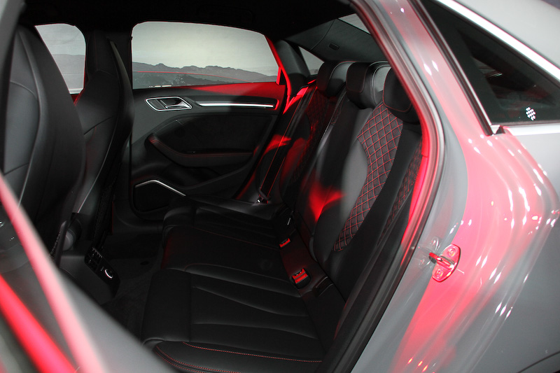 新型RS 3セダンのインテリア