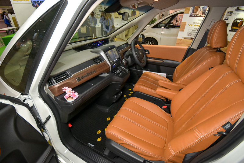 前列シートも見栄えが大きくバージョンアップ