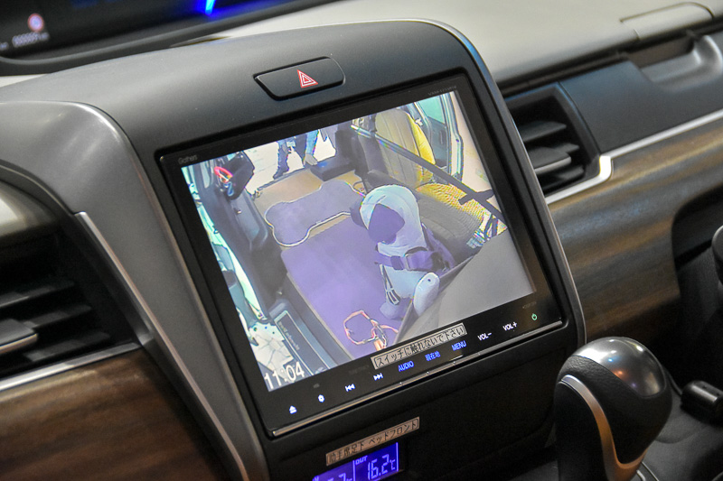360度カメラの映像も、純正カーナビの画面に映し出されるようになった