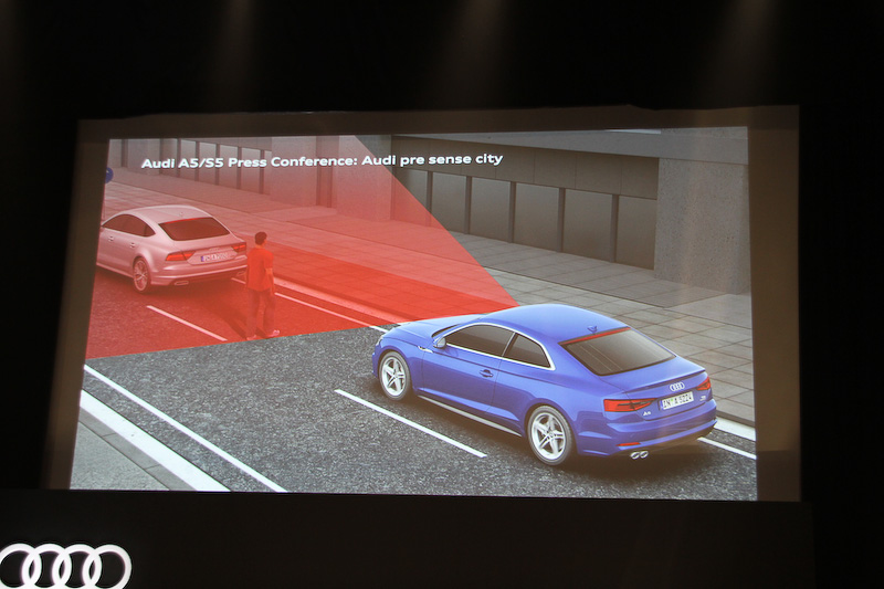 必要に応じてブレーキが自動的に作動する「アウディプレセンスシティ」