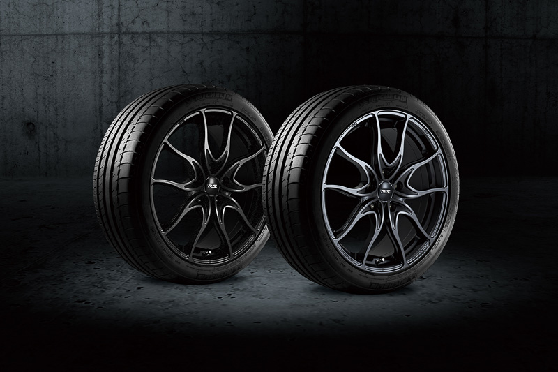 マルケジーニデザイン軽量鍛造アロイホイール