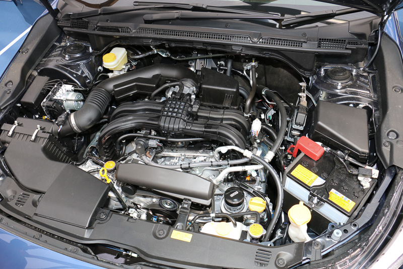 水平対向4気筒DOHC 1.6リッター「FB16」エンジン。最大出力85kW（115PS）/6200rpm、最大トルク148Nm（15.1kgm）/3600rpmを発生。JC08モード燃費は16.2km/L