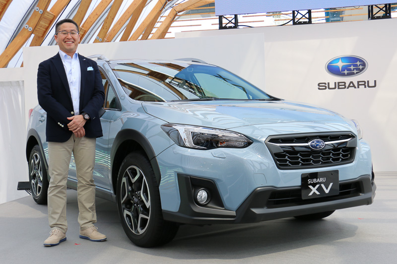 井上氏と新型XV