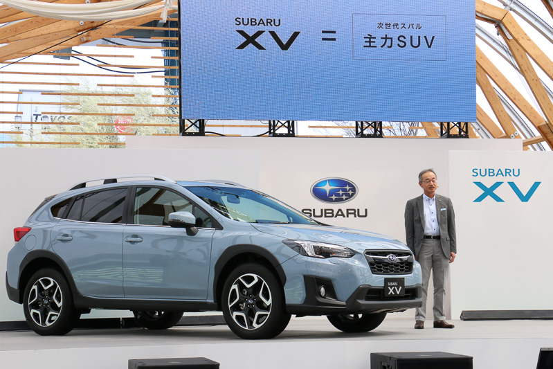 「税別で200万円を切るスターティングプライスとして、あらゆる環境で使える新型SUVらしく、より多くのお客さまにスバルの『安心と愉しさ』の魅力をお届けしたいという思いを込めています」と語る細谷氏