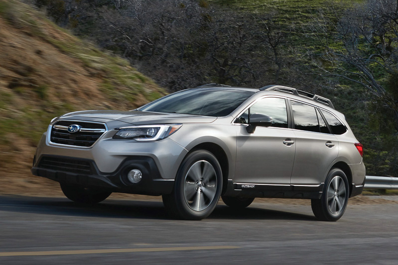 2018年型アウトバックの走行イメージ