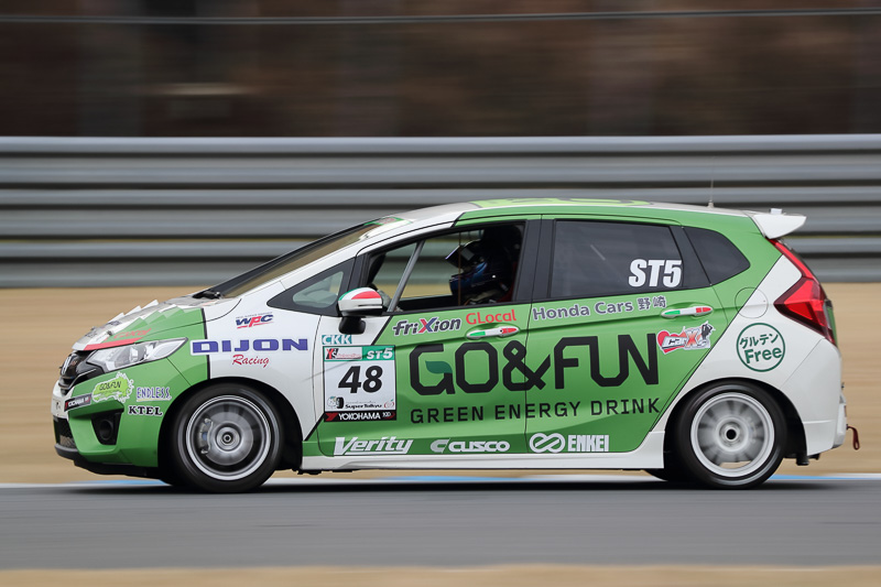 4位　No.48　GO＆FUNホンダカーズ野崎エンドレスFIT（HONDA FIT 3 RS）岡崎善衛/西村元気/Takamori博士