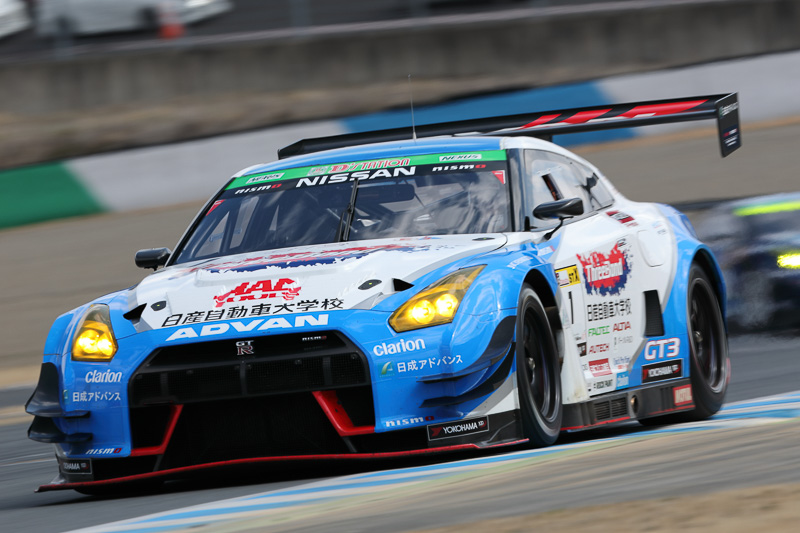 ST-Xクラス1位　No.1　スリーボンド日産自動車大学校GT-R（NISSAN GT-R NISMO GT3）内田優大/藤井誠暢/平峰一貴
