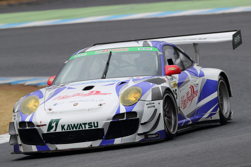 6位　No.25　ケーズフロンティア 911 GT3R（PORSCHE 911 GT3［997］）Tetsuo Ogino/飯田太陽/高木真一