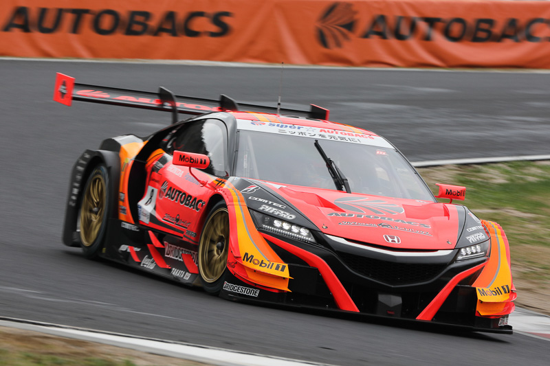 GT500でポールポジションを獲得した8号車 ARTA NSX-GT（野尻智紀/小林崇志）
