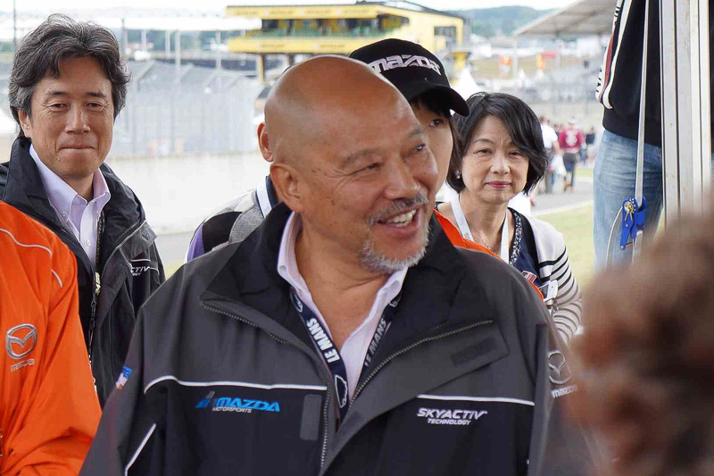 寺田陽次郎氏がドライブを担当するマツダ「787B」