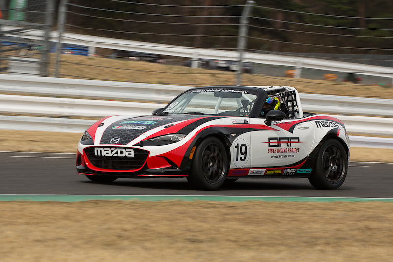 19号車 吉本晶哉/バースレーシングプロジェクト（BRP）