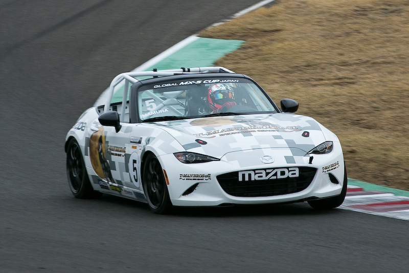 予選2位は1分36秒928の5号車、今村選手